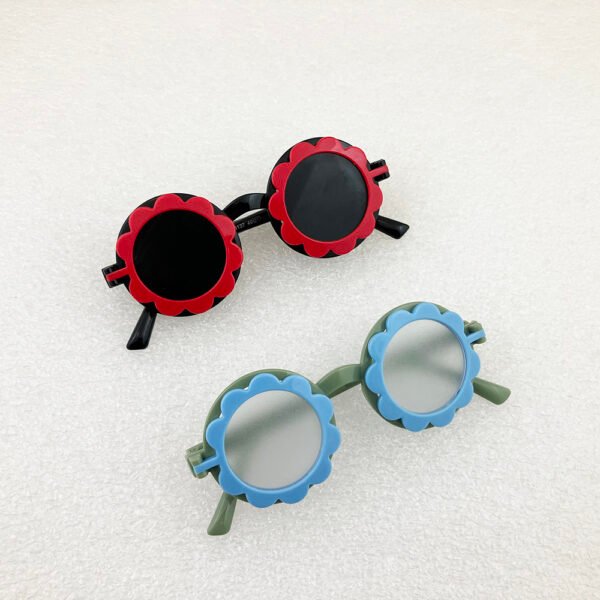 sunflower flip up occluder glasses