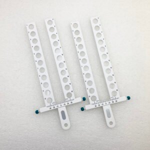 PD adjustable retinoscopy rack set with prism lenses